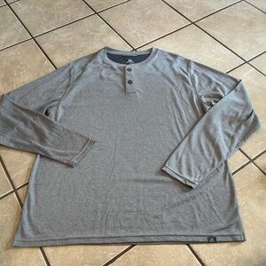 ASCEND MENS long sleeve shirt , grey , size large . Wonderful condition